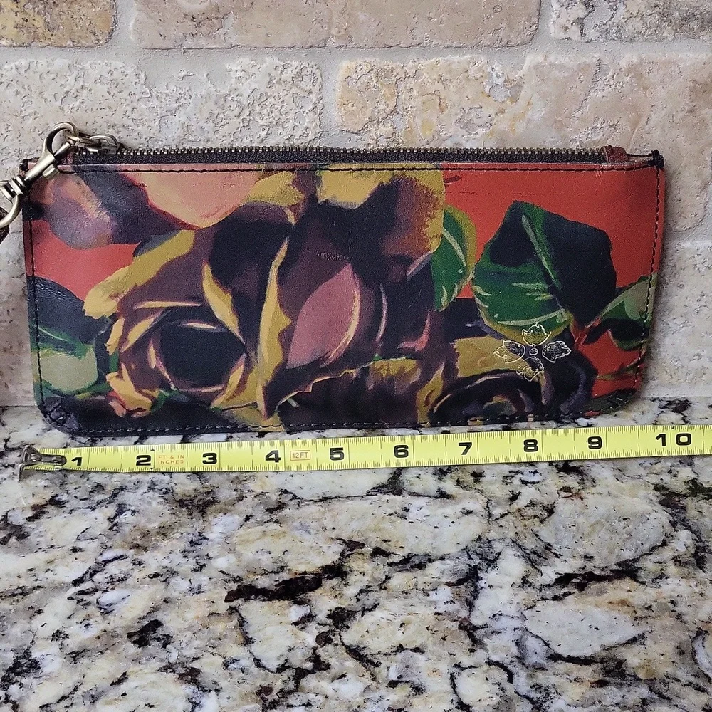 Patricia Nash Winter Bloom Wristlet